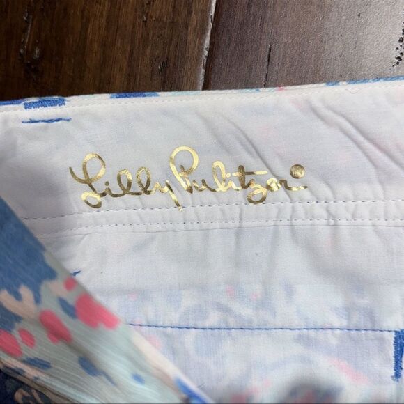 Lilly Pulitzer Callahan Shorts - Picture 4 of 4